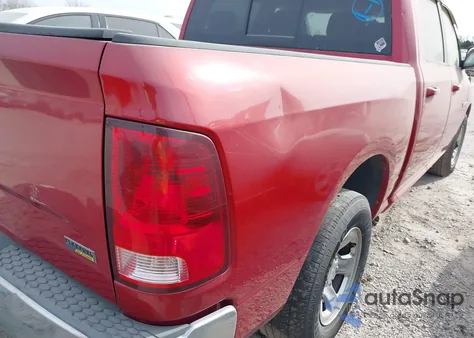 2010 Dodge Ram 1500 Slt/Sport/Trx из США, поврежденный, VIN 1D7RB1CP6AS121885